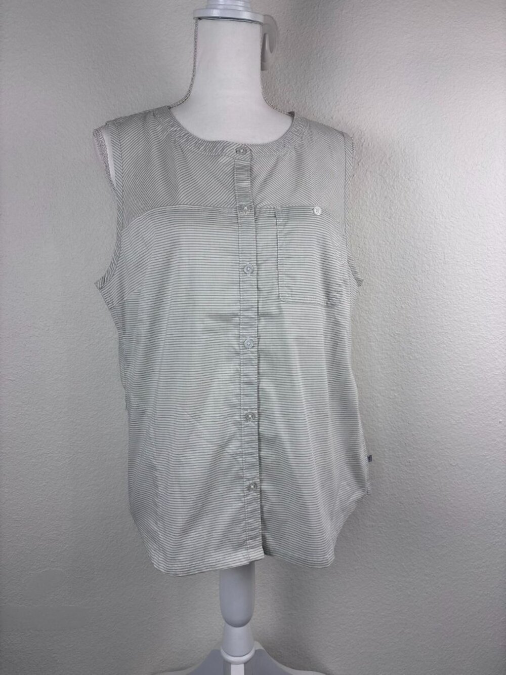Toad&Co women's large ivory grey striped button down tank top casual outdoor
